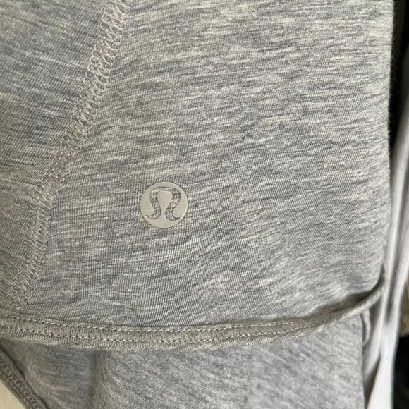 lululemon athletica Twist & Turn Tank with built-in bra in grey/mint - Picture 13 of 14